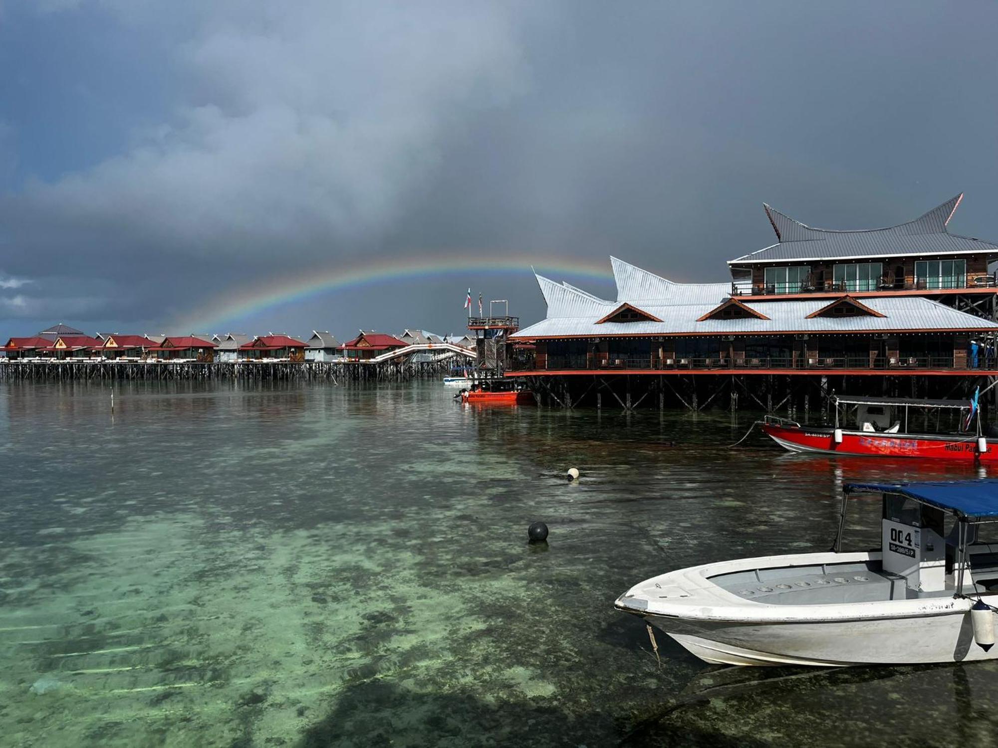 Ferienwohnung Mabul Backpackers Mabul Island Exterior foto